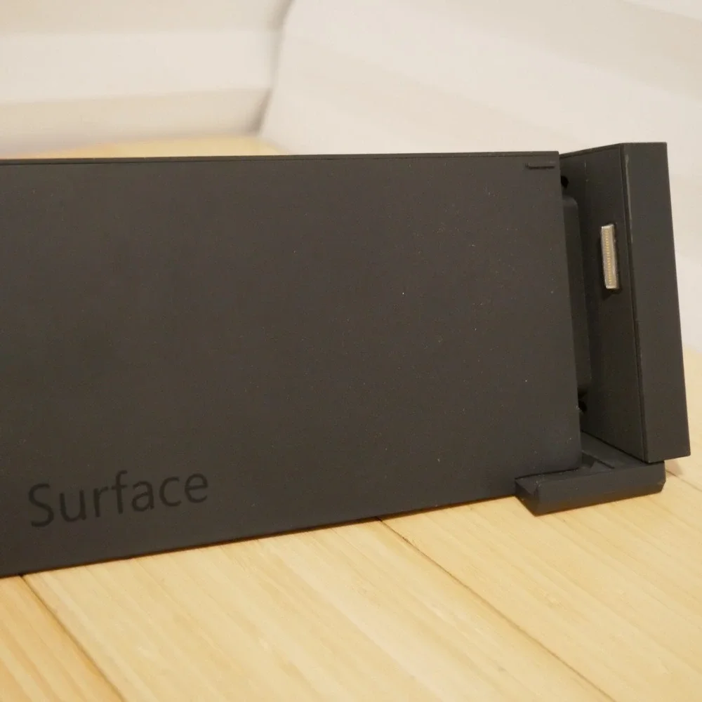 Surface Pro 3 Docking Station Model 1664 only (no charger) - 3‎